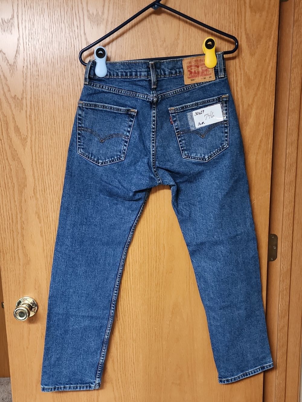 Levi's 505 Men's Classic Indigo Straight Jeans 30x29 number 746